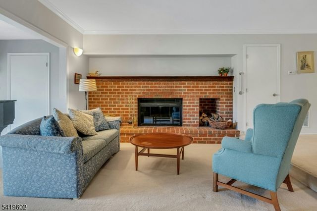 60 Woodward Ln, Bernards Twp., NJ 07920