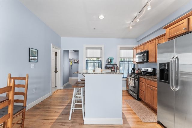 66 Essex Street 1, Salem, MA 01970