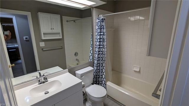 1311 Eagles Trace Path Apt A, Chesapeake, VA 23320