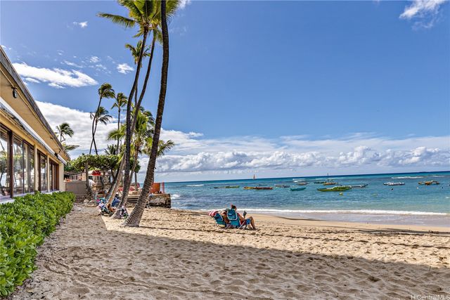 2895 Kalakaua Avenue 206, Honolulu, HI 96815