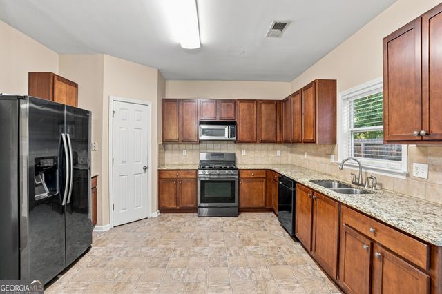 7174 Flagstone Place, Union City, GA 30291