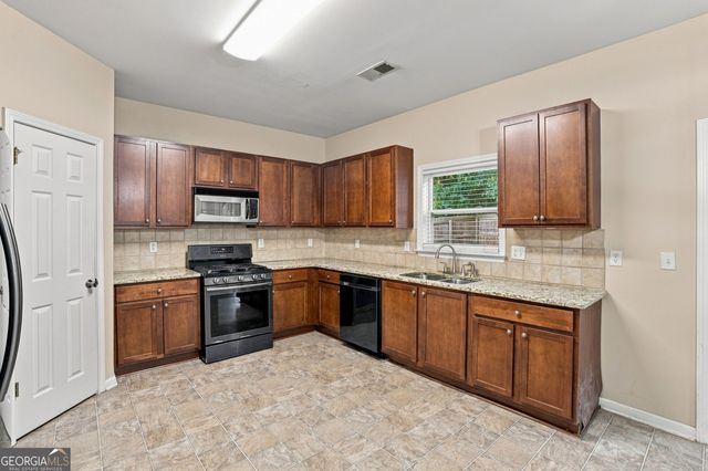 7174 Flagstone Place, Union City, GA 30291