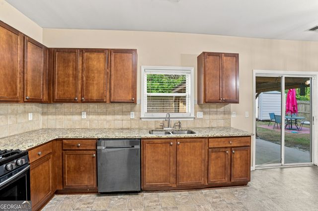 7174 Flagstone Place, Union City, GA 30291