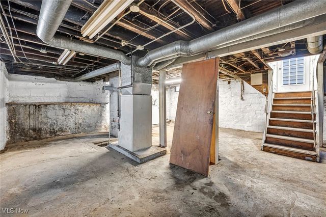 6010 Maurice Avenue, Cleveland, OH 44127