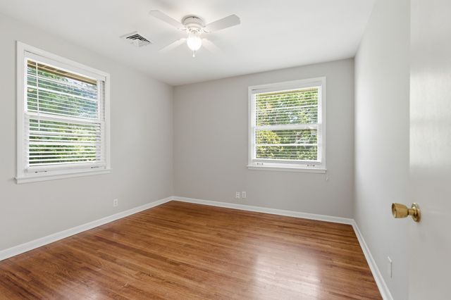 461 Manley Dr, Nashville, TN 37220