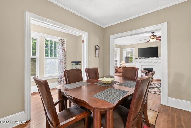 301 E Divine Street, Dunn, NC 28334