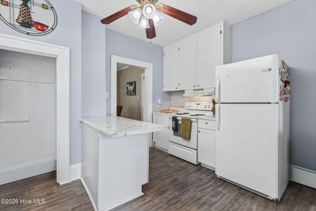 301 E Divine Street, Dunn, NC 28334