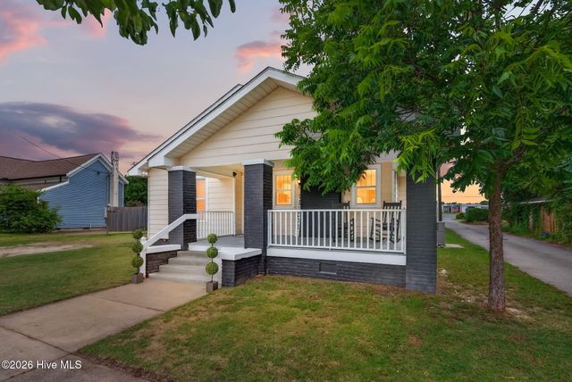 301 E Divine Street, Dunn, NC 28334