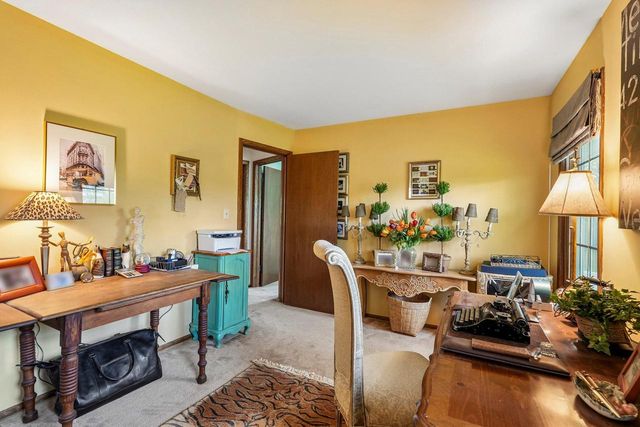 W326S7751 Squire LANE, Mukwonago, WI 53149
