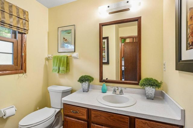 W326S7751 Squire LANE, Mukwonago, WI 53149
