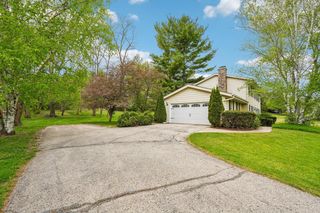 W326S7751 Squire LANE, Mukwonago, WI 53149