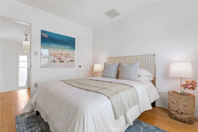 1403 N Bayfront, Newport Beach, CA 92662