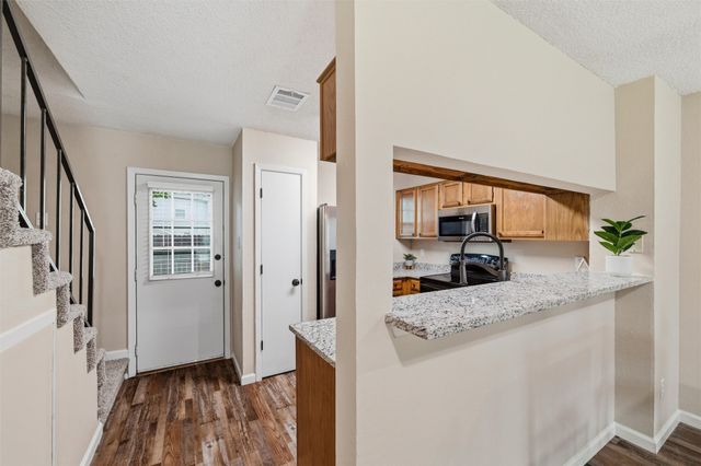 143 Winchester Drive, Euless, TX 76039