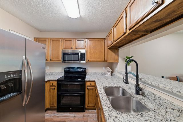 143 Winchester Drive, Euless, TX 76039