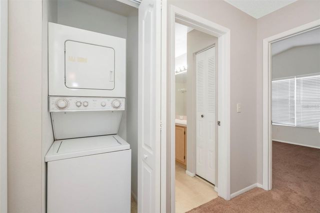 637 KENSINGTON LAKE CIRCLE, Brandon, FL 33511