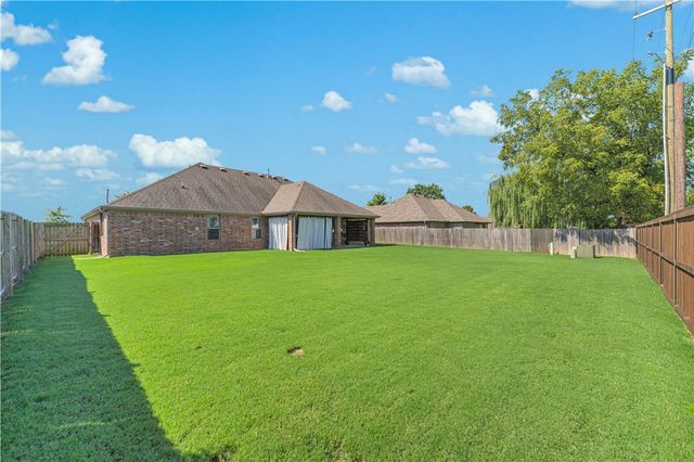 1508 Parkside Circle, Cave Springs, AR 72718