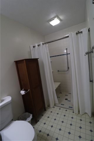 211 Clubhouse Dr 211, South Strabane, PA 15301