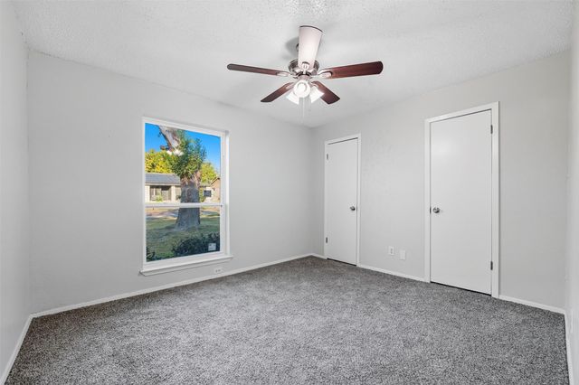 2742 E Pepperidge Drive, Lancaster, TX 75134