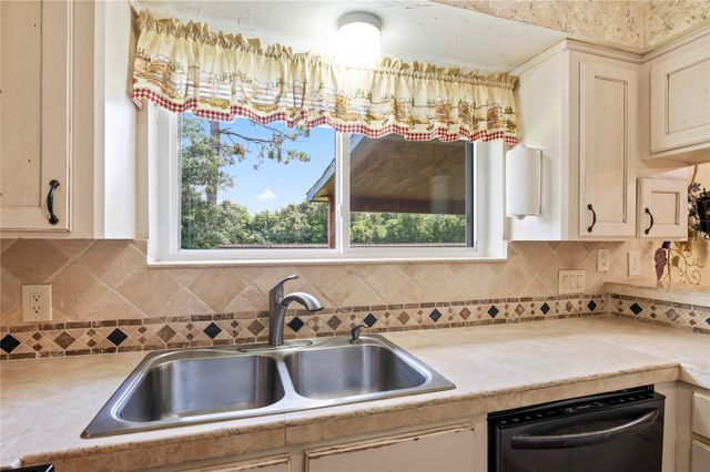 2007 Cannonade Drive, Pasadena, TX 77503