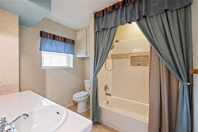 2007 Cannonade Drive, Pasadena, TX 77503