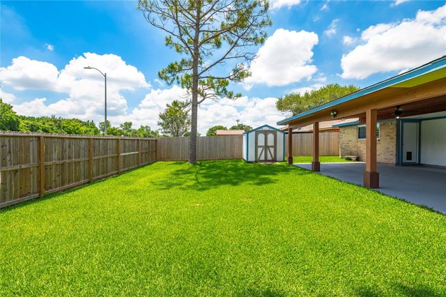 2007 Cannonade Drive, Pasadena, TX 77503