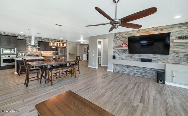 17012 W SAND HILLS Road, Surprise, AZ 85387