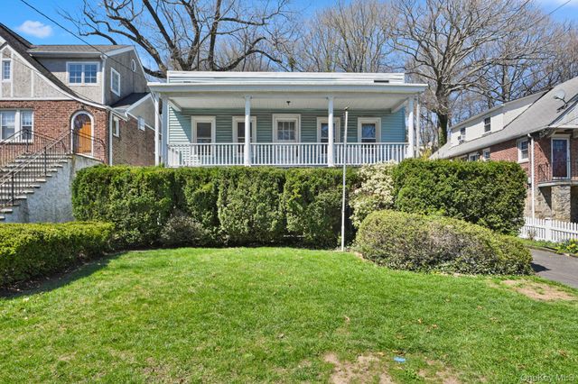 50 Sherwood Drive, Larchmont, NY 10538