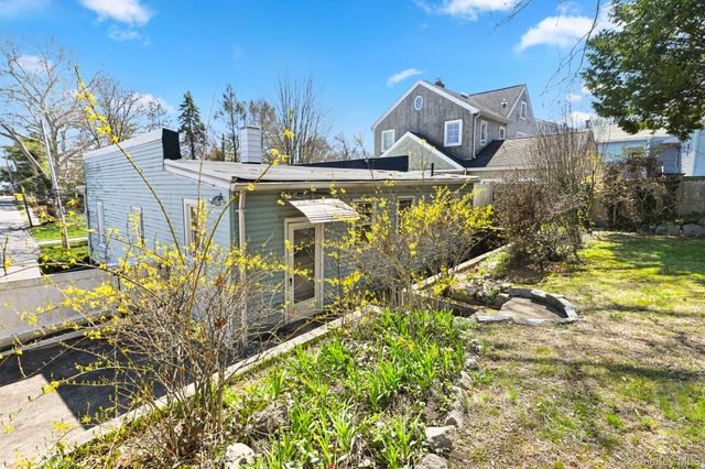 50 Sherwood Drive, Larchmont, NY 10538