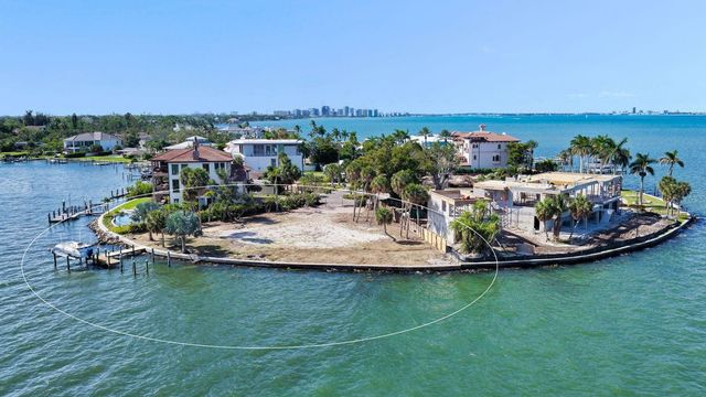305 S SHORE DRIVE S, Sarasota, FL 34234
