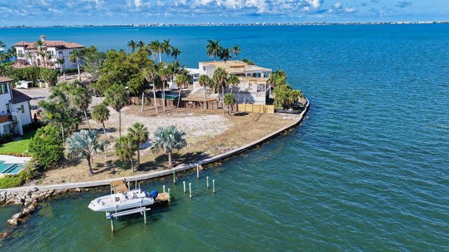 305 S SHORE DRIVE S, Sarasota, FL 34234