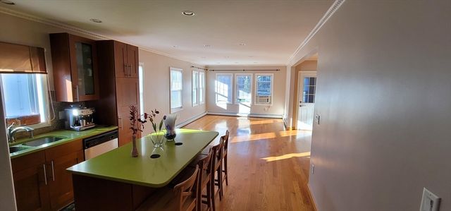 30-32 Freeman 2, Boston, MA 02132