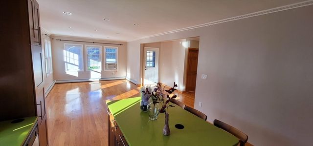 30-32 Freeman 2, Boston, MA 02132