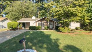 447 Summerville Drive NW, Lawrenceville, GA 30046