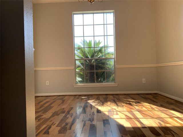 1822 Laurel Oaks Drive, Houston, TX 77014