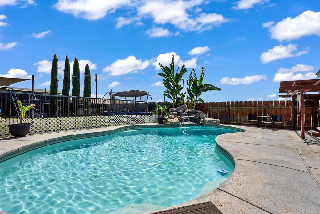 Image 20 of property listing at 24143 Road 15, Chowchilla, CA 93610