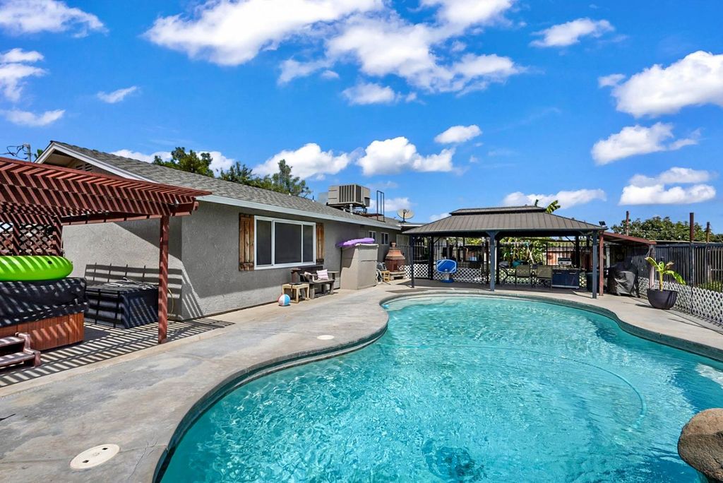 Image 23 of property listing at 24143 Road 15, Chowchilla, CA 93610