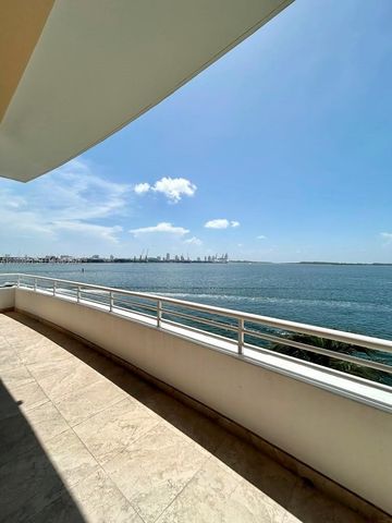 808 Brickell Key Drive 404, Miami, FL 33131