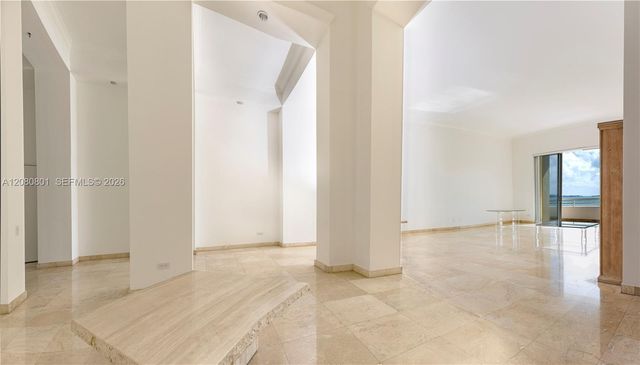 808 Brickell Key Drive 404, Miami, FL 33131
