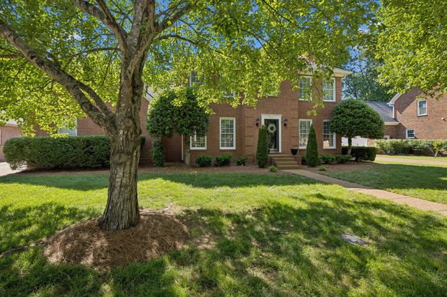 1612 Kinnard Dr, Franklin, TN 37064