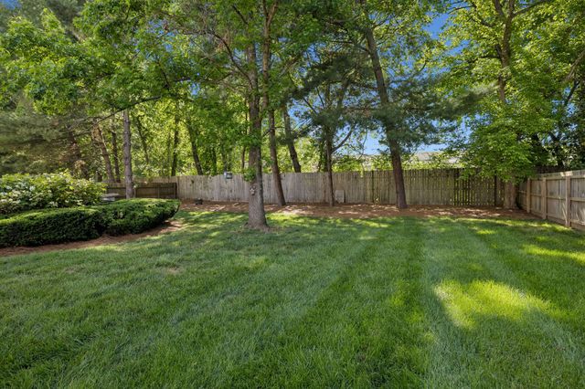 1612 Kinnard Dr, Franklin, TN 37064