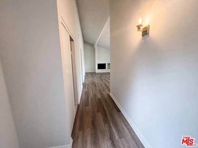 18400 Bermuda Street, Los Angeles, CA 91326