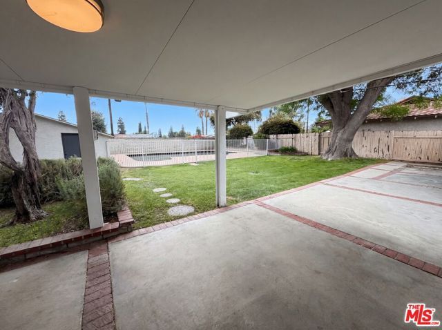 18400 Bermuda Street, Los Angeles, CA 91326