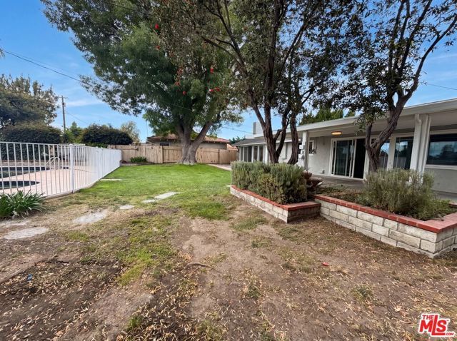 18400 Bermuda Street, Los Angeles, CA 91326