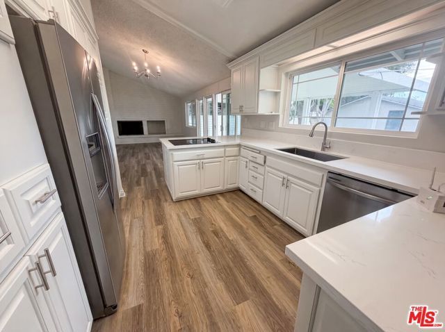 18400 Bermuda Street, Los Angeles, CA 91326