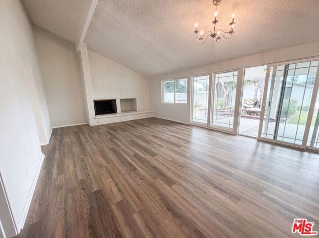 18400 Bermuda Street, Los Angeles, CA 91326