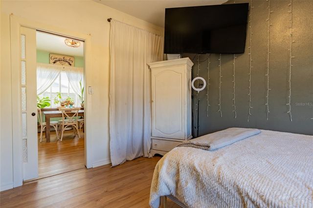 928 GROVELAND AVENUE, Venice, FL 34285