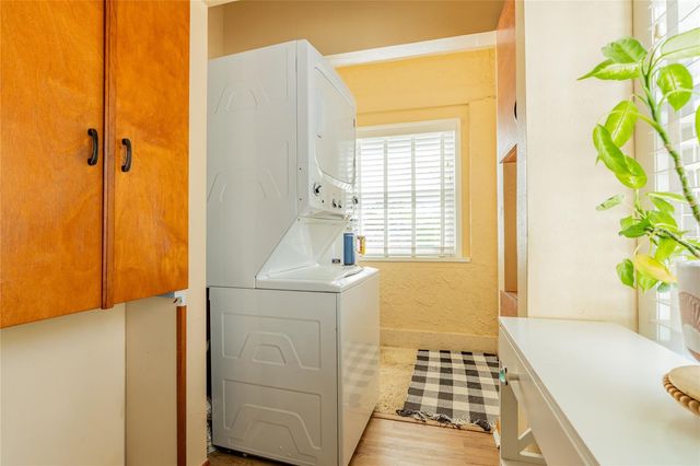 928 GROVELAND AVENUE, Venice, FL 34285