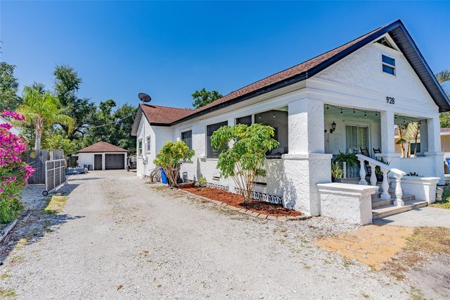 928 GROVELAND AVENUE, Venice, FL 34285