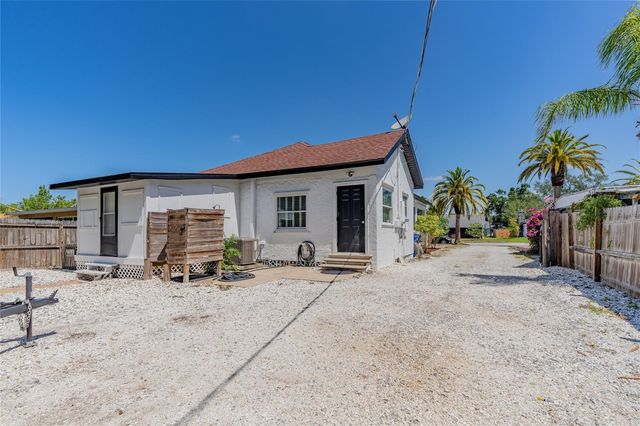 928 GROVELAND AVENUE, Venice, FL 34285