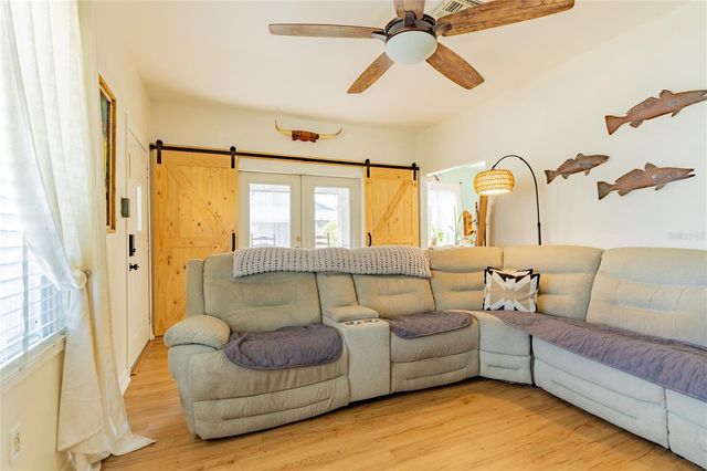 928 GROVELAND AVENUE, Venice, FL 34285